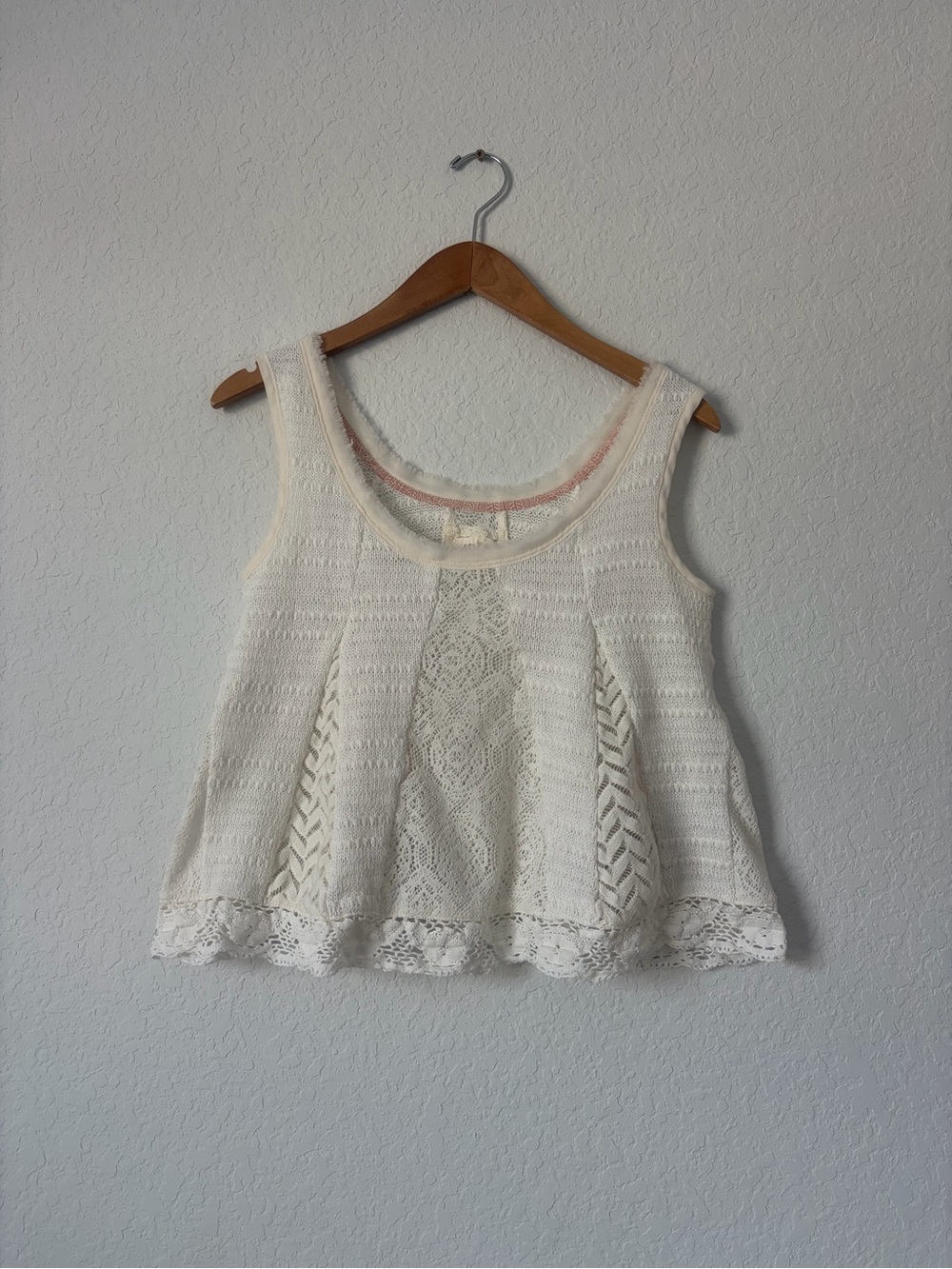 Meadow Rue Sleeveless Lace-Trim Knit Camisole in Cream